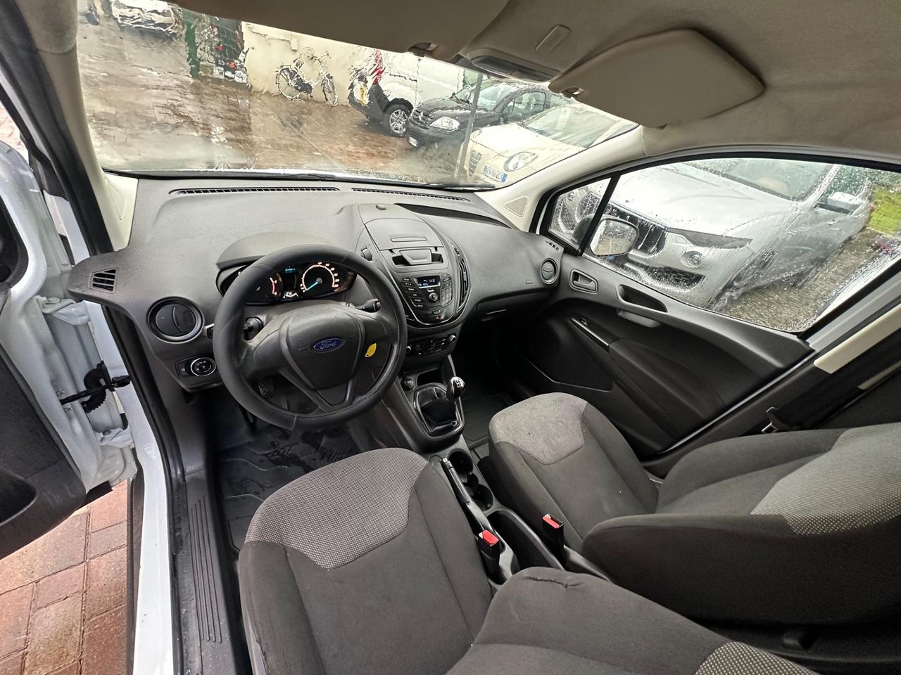 Ford Transit courier