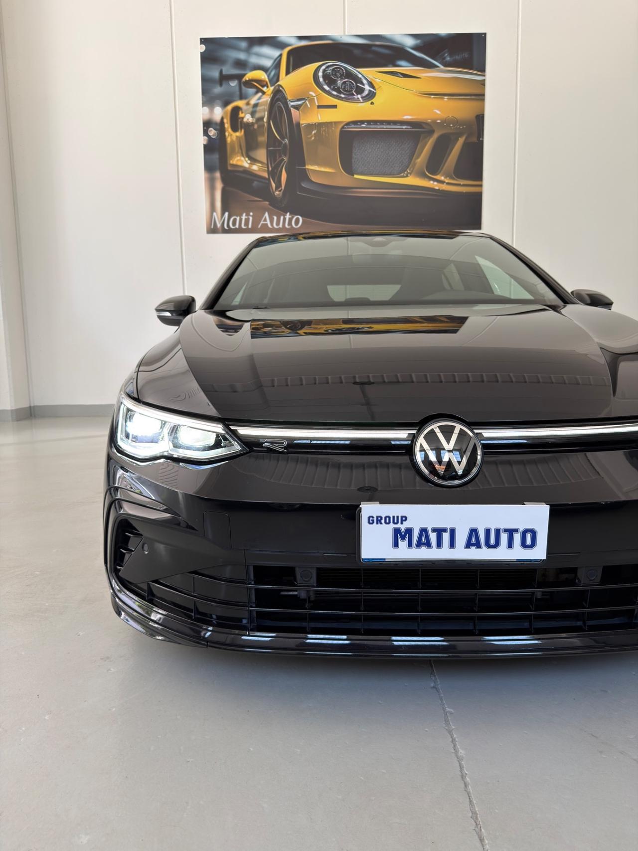 Volkswagen Golf 1.5 eTSI 150 CV EVO ACT DSG R-Line