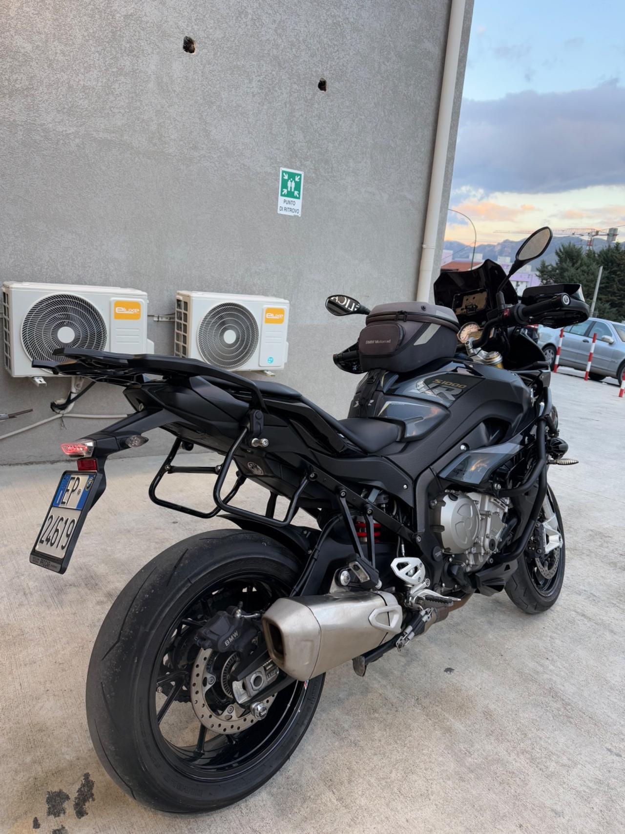 Bmw S 1000 XR Triple black