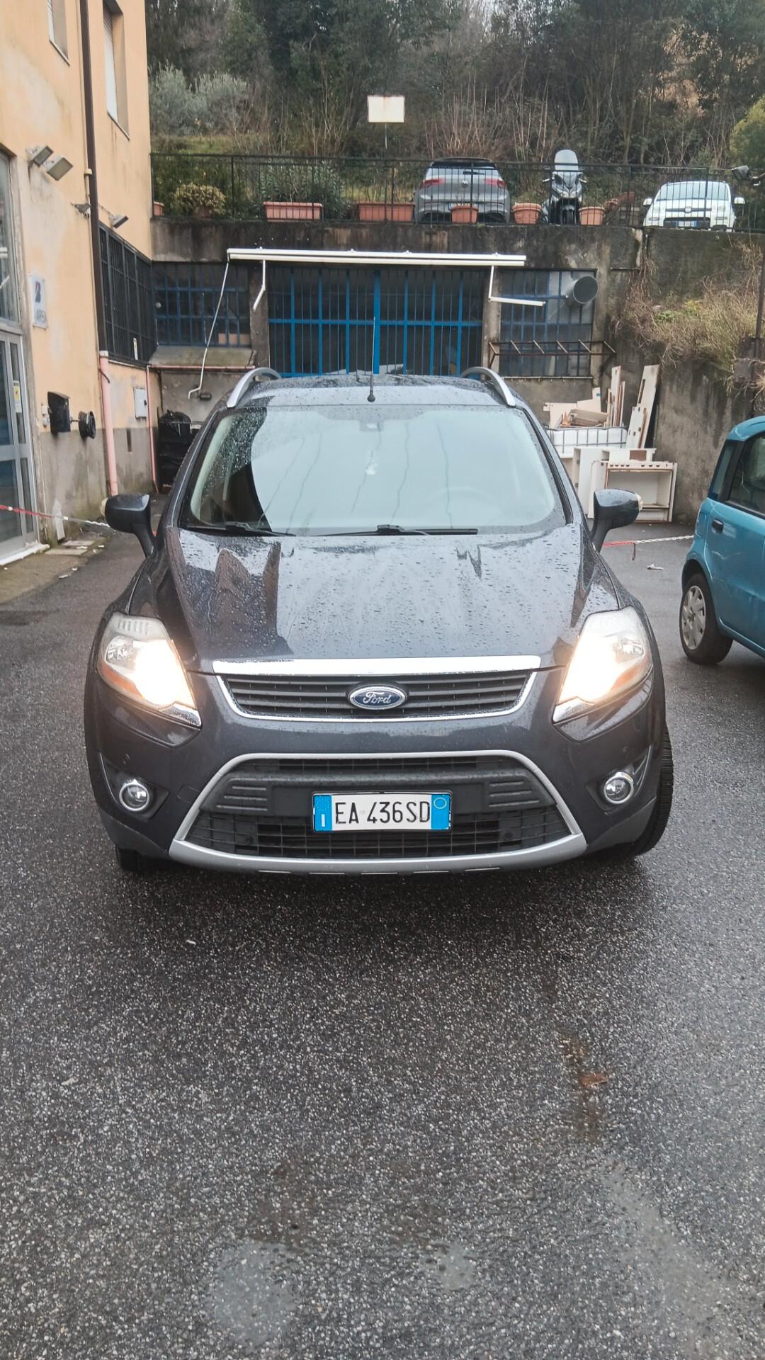 Ford Kuga 2.0 TDCi 163 CV 4WD Titanium DPF automatico.