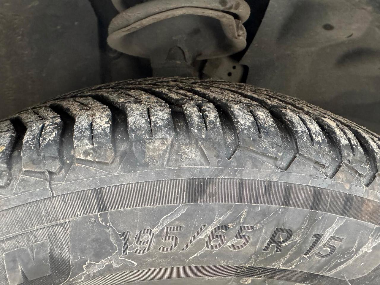 A-F-F-A-R-E Ford Transit Connect 220S 1.8 TDCi Motore Revisionato con fattura