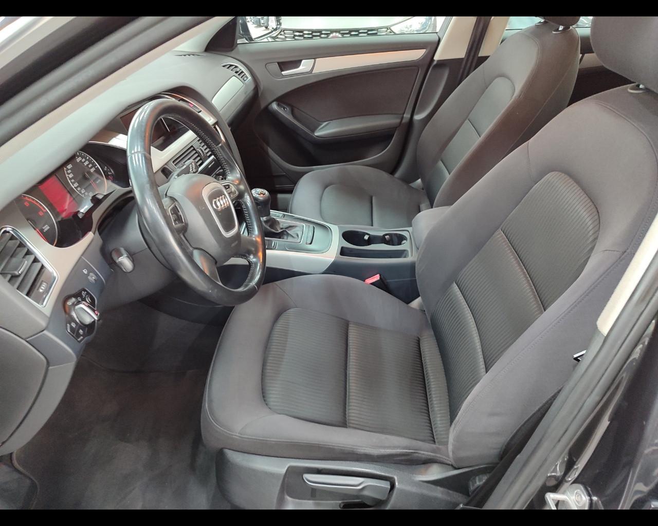 AUDI A4 4ª serie - A4 Avant 2.0 TDI 120 CV Ambiente