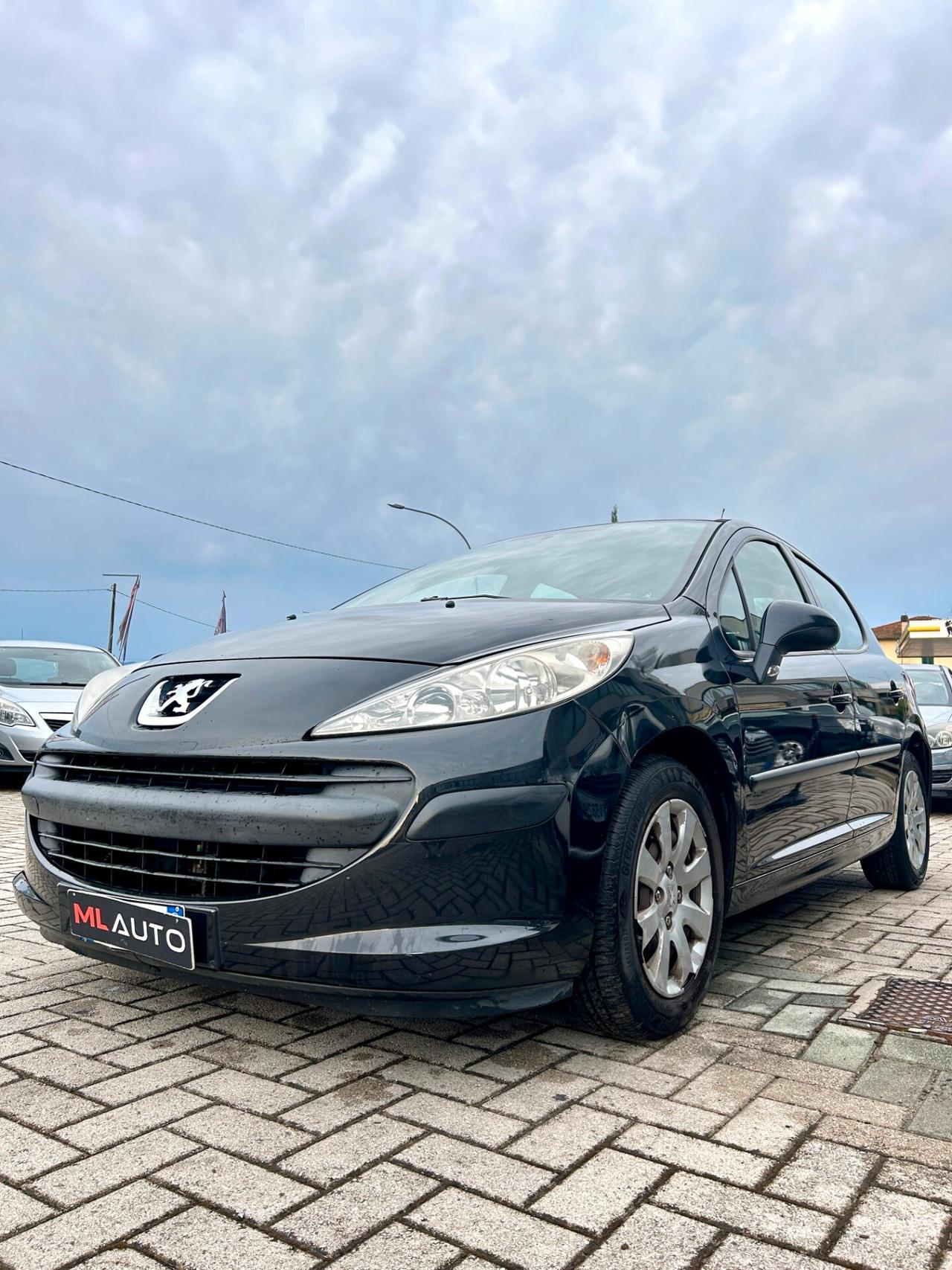 Peugeot 207 1.4 HDi 70CV 5p. XT - OK NEOPATENTATO