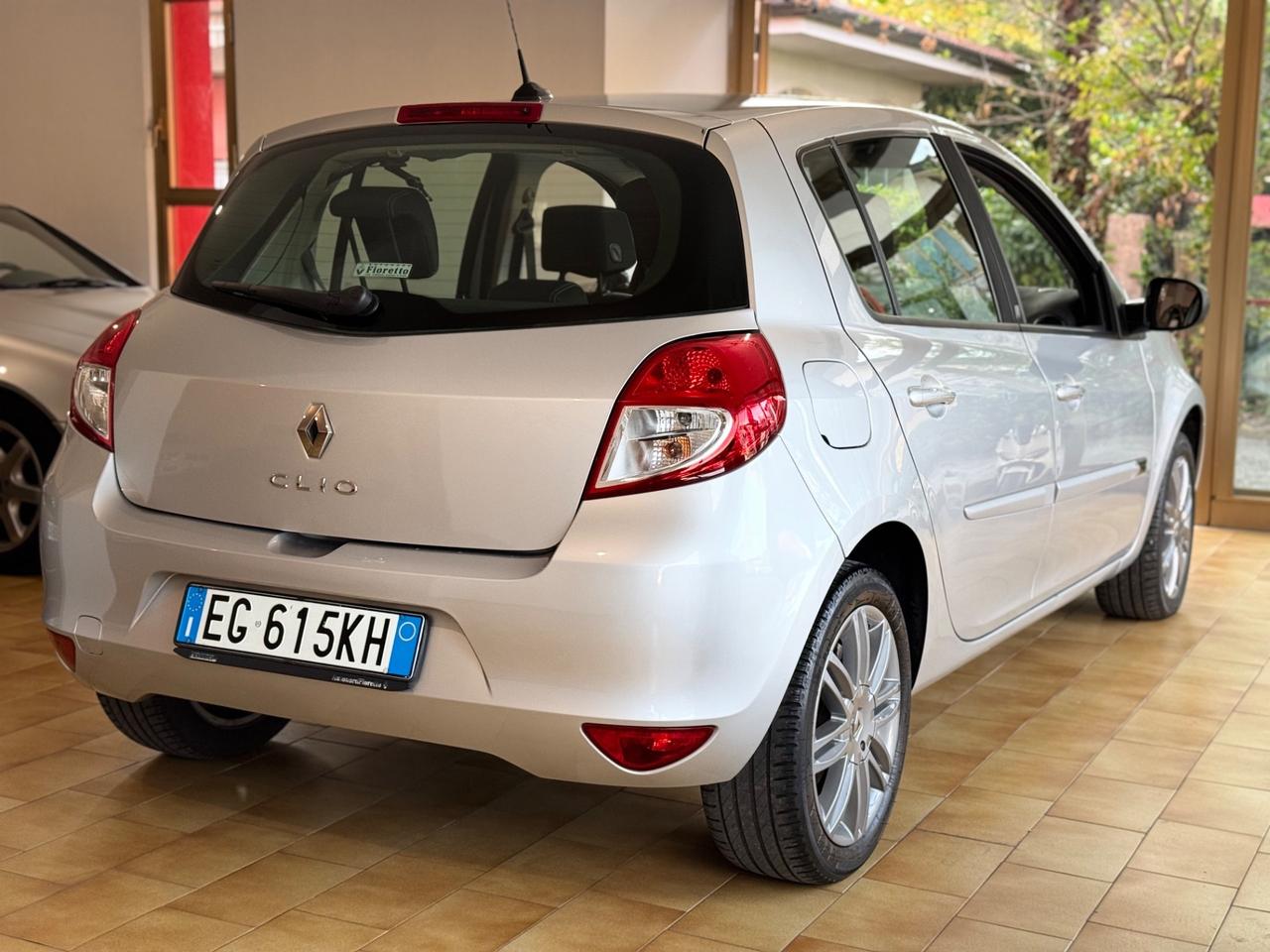 Renault Clio 1.2 16V 5 porte Live!