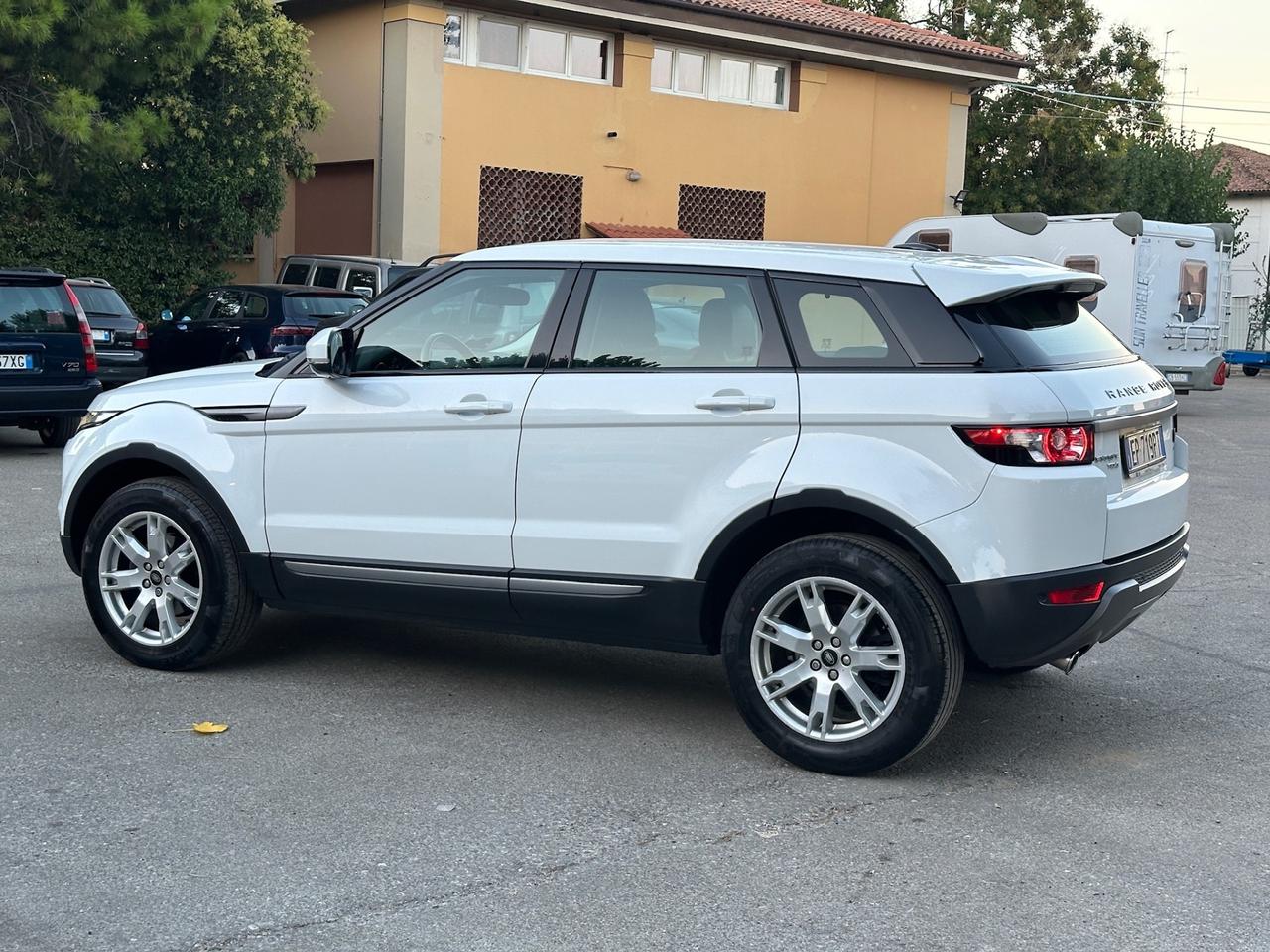 Land Rover Range Evoque 2.2 TD4 5p. Prestige