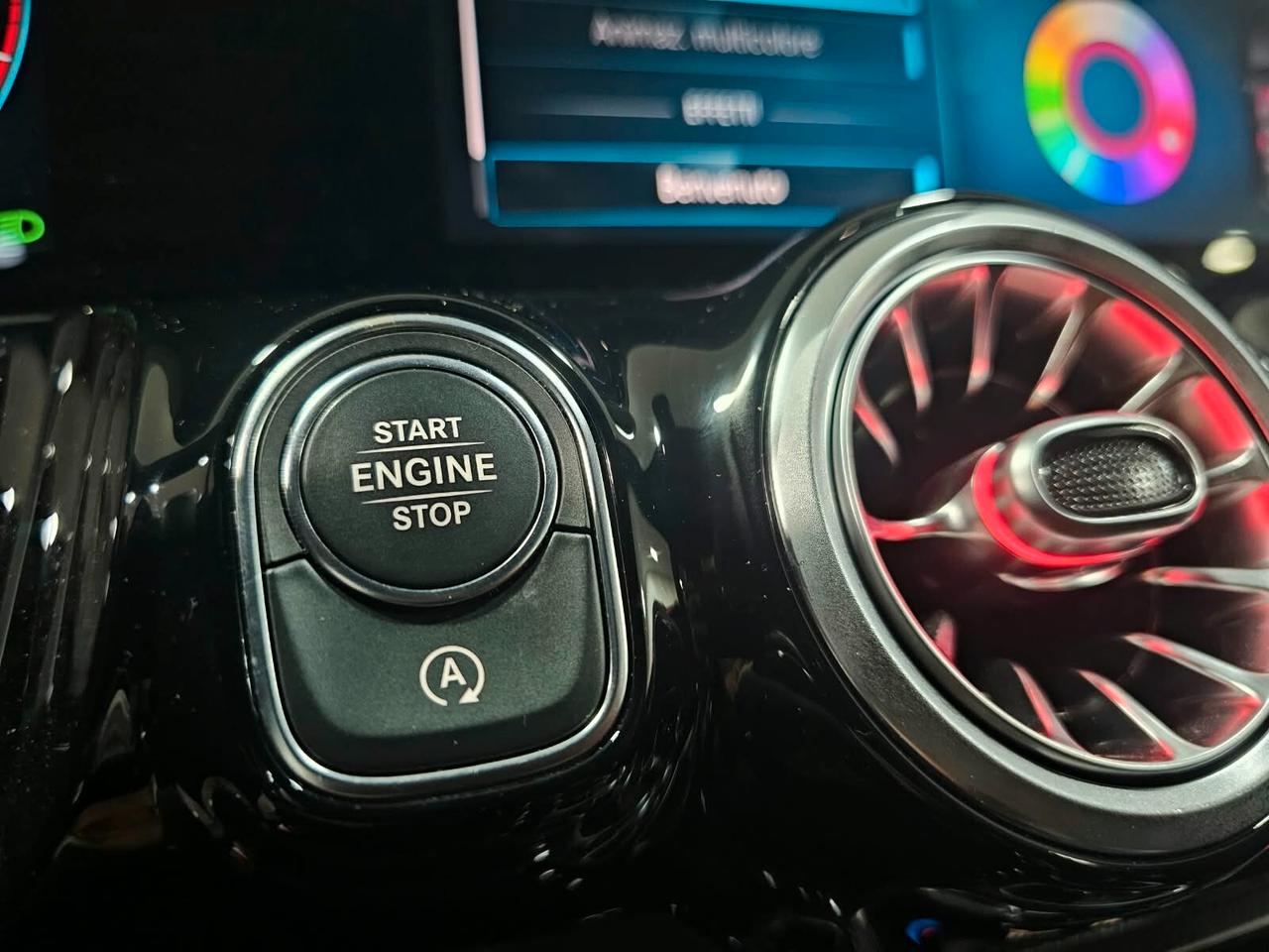 NUOVA MERCEDES-BENZ CLASSE B 180d 116CV PREMIUM AMG