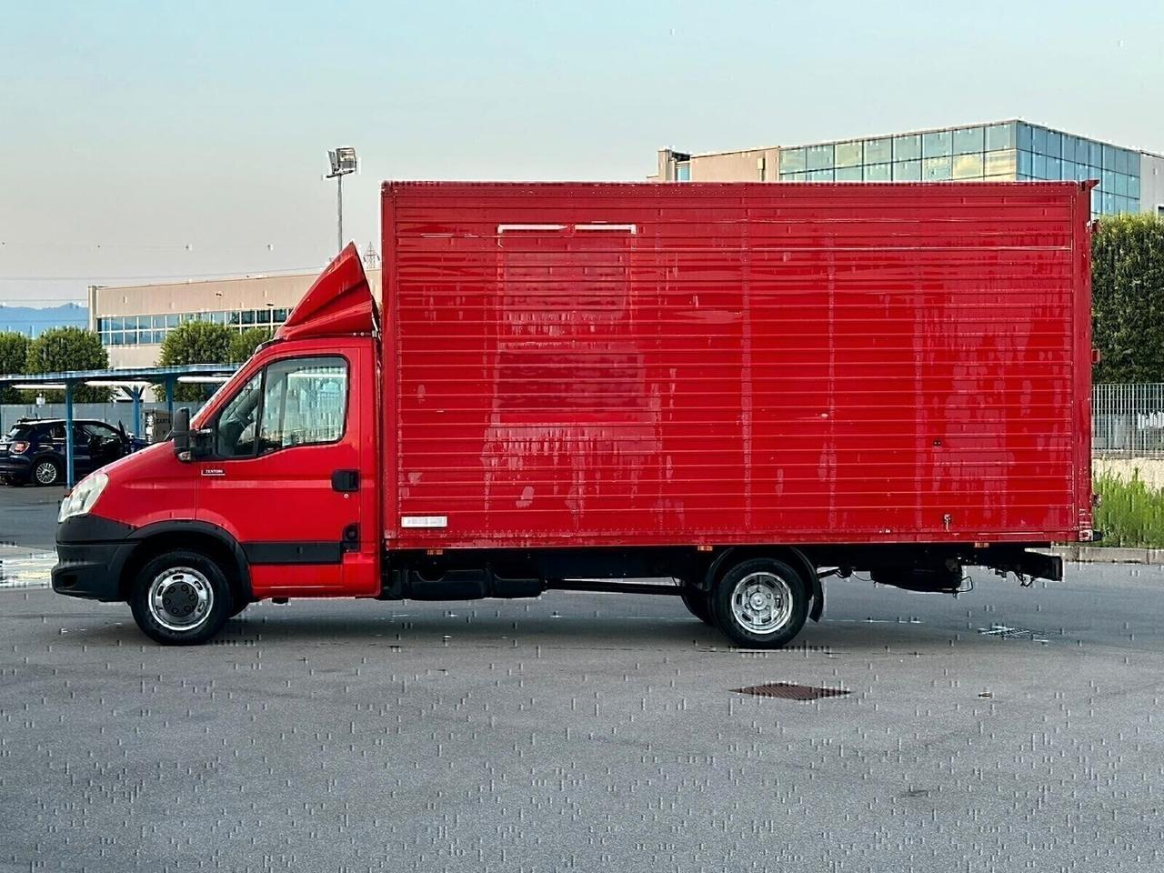 IVECO DAILY con 245.000km SUPER PREZZO!