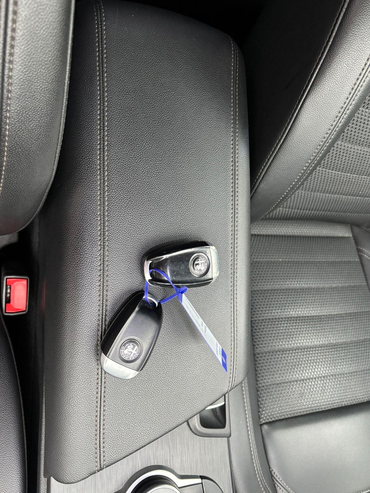 Alfa Romeo Stelvio 2.2 Turbodiesel 190 CV AT8 Q4 Executive