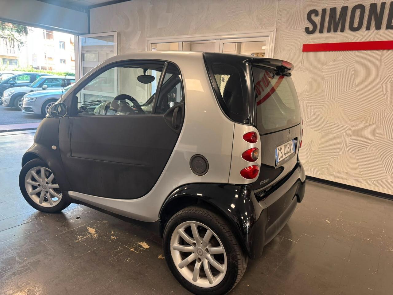Smart ForTwo 700 coupé pure (45 kW)