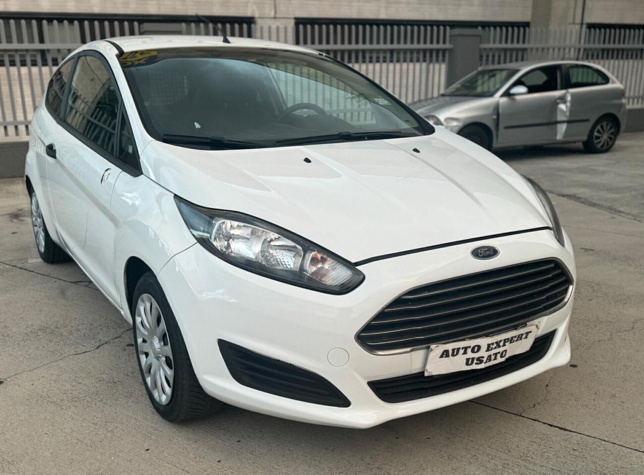 Ford Fiesta 1.5 TDCi 75CV 3P. 2015 AUTOCARRO