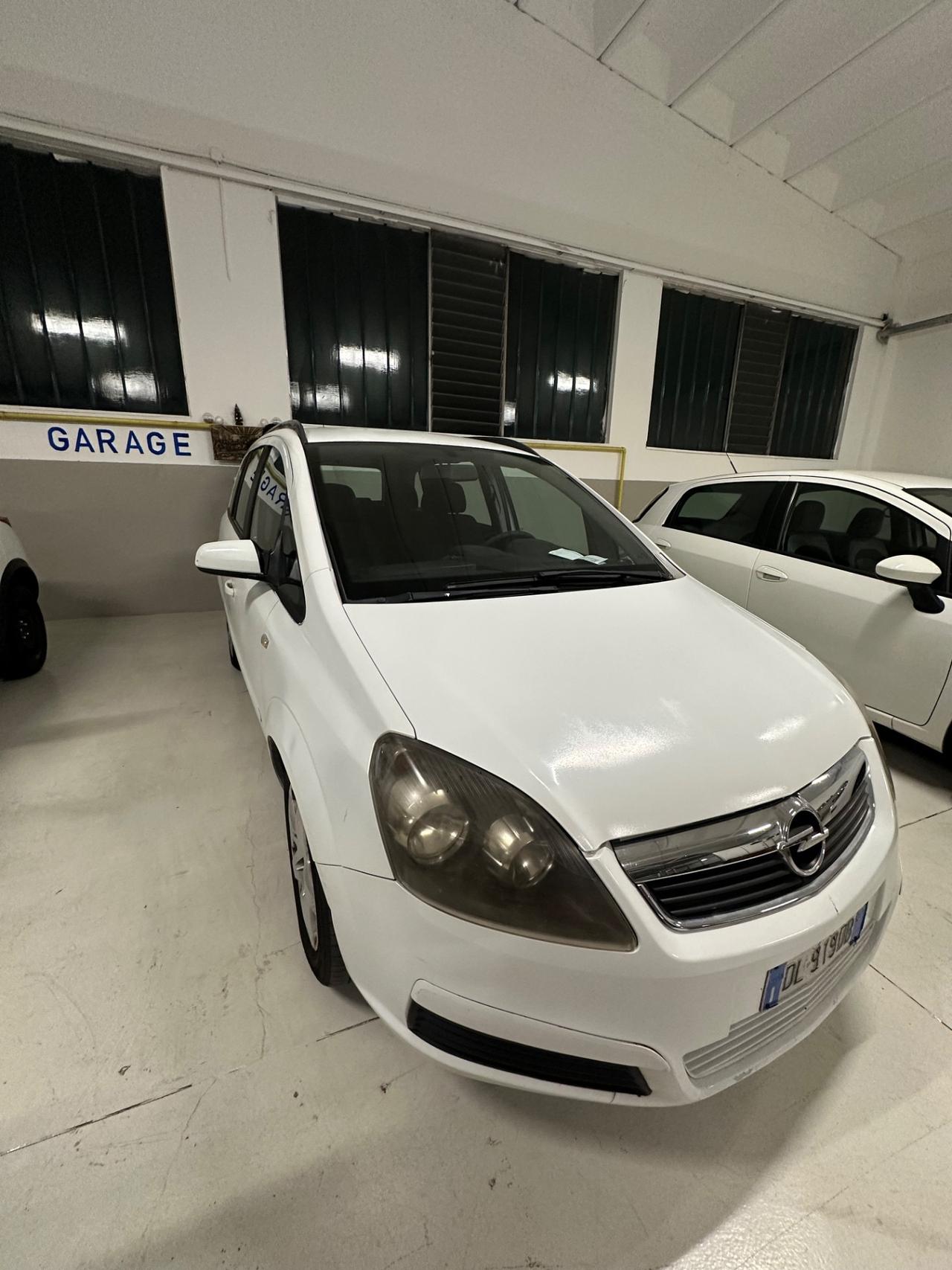 Opel Zafira 1.9 16V CDTI 150CV Cosmo