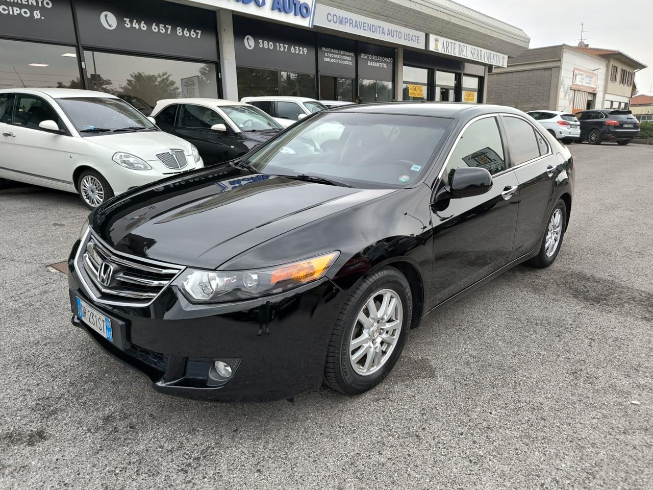 Honda Accord 2.2 i-DTEC Elegance DPF