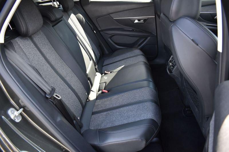 Peugeot 3008 3008 BlueHDi 130 S&S EAT8 Allure