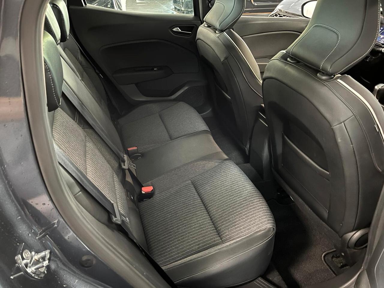 Renault Clio Full Hybrid E-Tech 140 CV 5 porte Zen