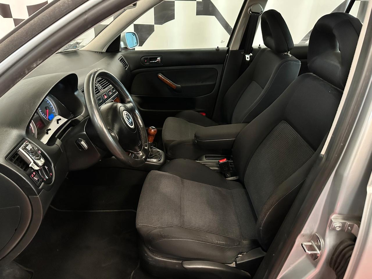 Volkswagen Bora 1.6 105CV 16V cat Highline