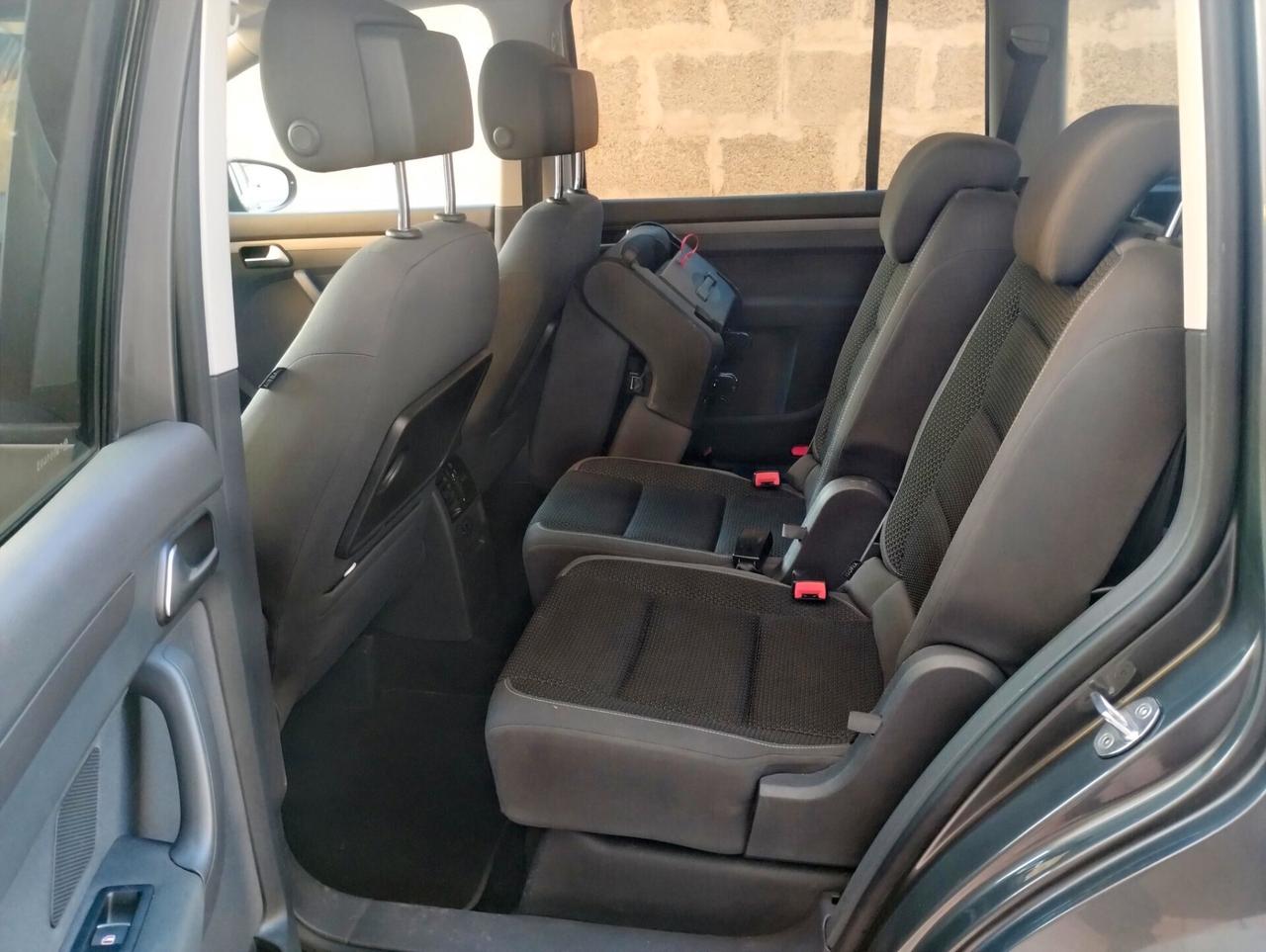 Volkswagen Touran Business 1.6 TDI DSG Comfortline