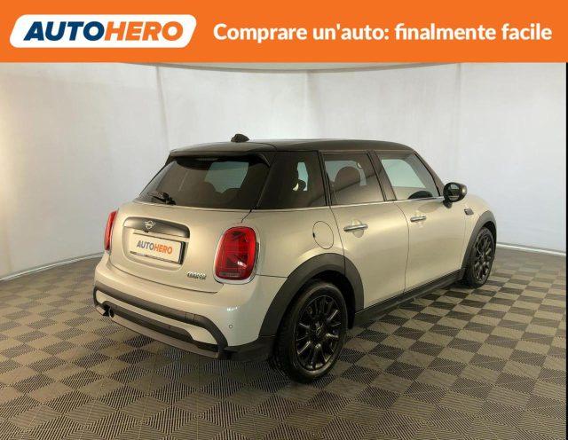 MINI Cooper 1.5 Cooper Essential 5 porte