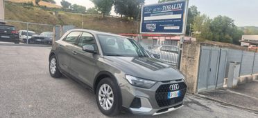 Audi A1 allstreet 30 TFSI Identity Contrast 110CV NEOPATENTATI