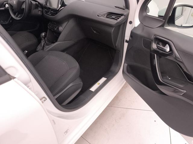 PEUGEOT 208 1.2 puretech Active s&s 82cv 5p neopatentati