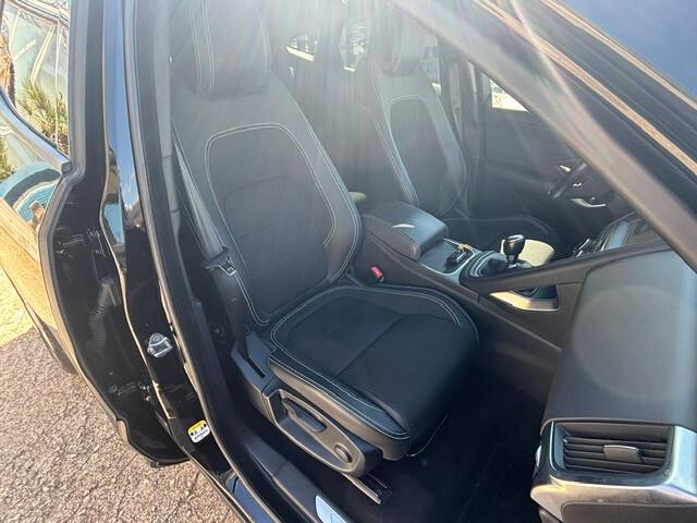 Jaguar E-Pace 2.0D 150 CV R-Dynamic S