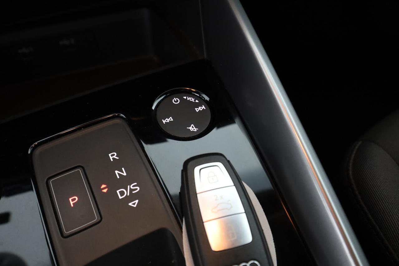 AUDI A3 4ª serie A3 SPB 30 TFSI S tronic Business