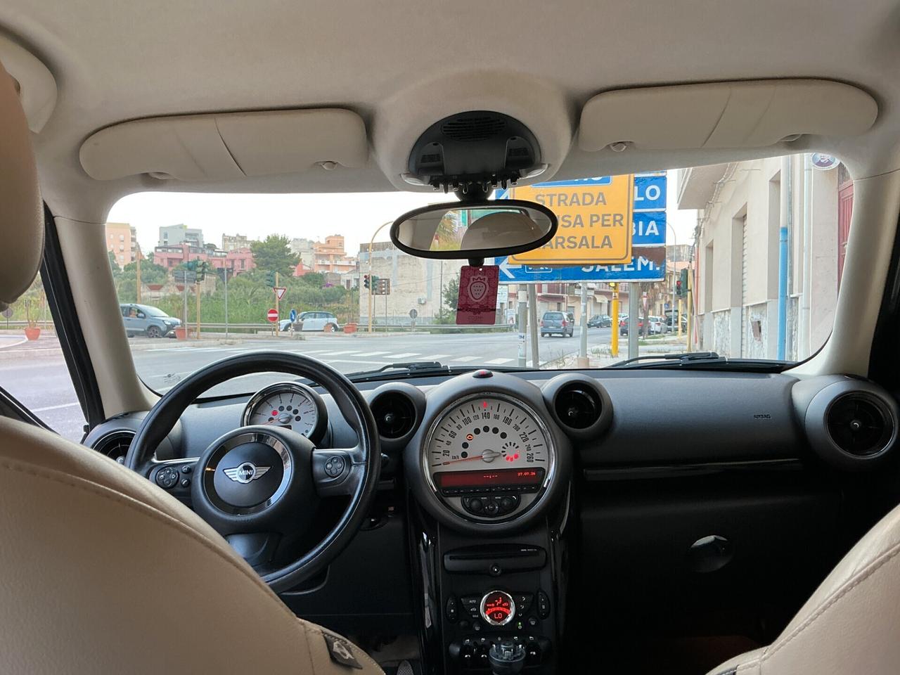 Mini Cooper D Countryman BERLINA