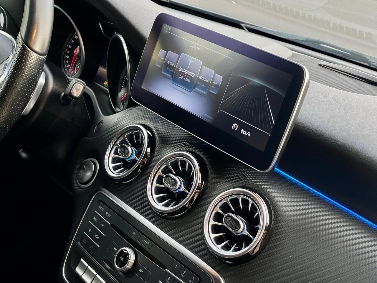 Mercedes-benz A 200 d AMG Premium