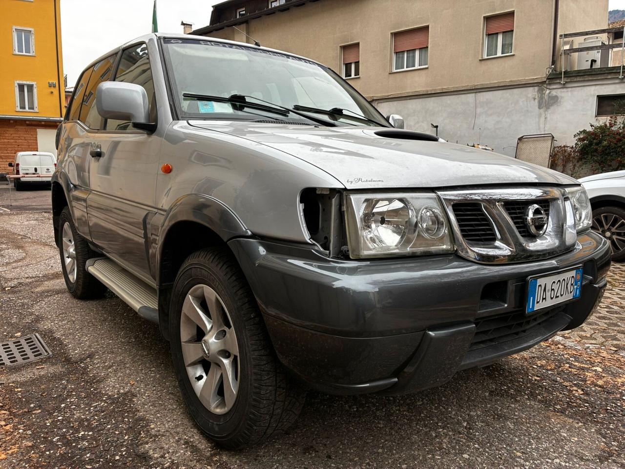 NISSAN TERRANO II 4x4 2.7TDI 125CV - UNICO PROP.