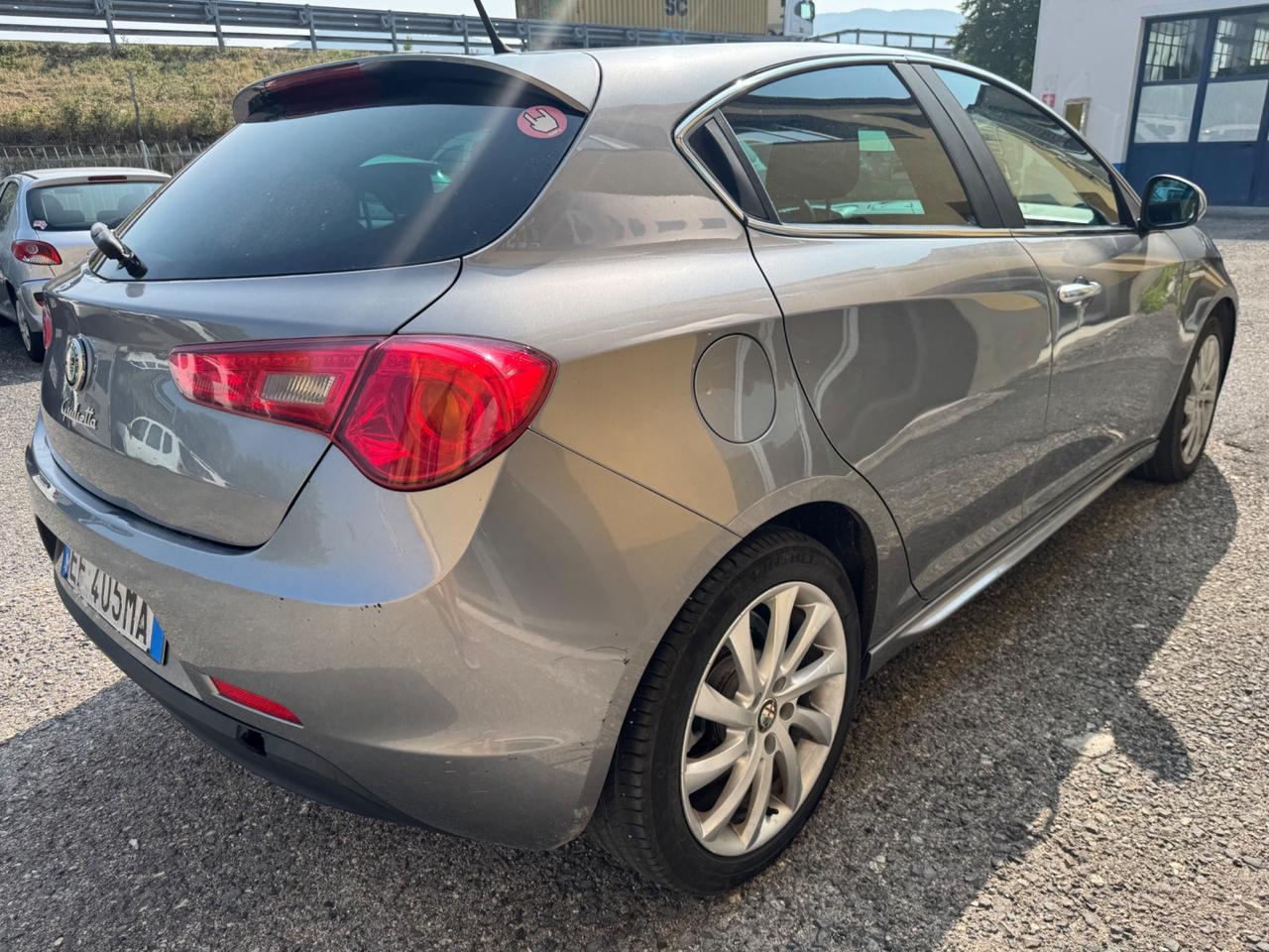 Alfa Romeo Giulietta 1.6 JTDm-2 105 CV Distinctive