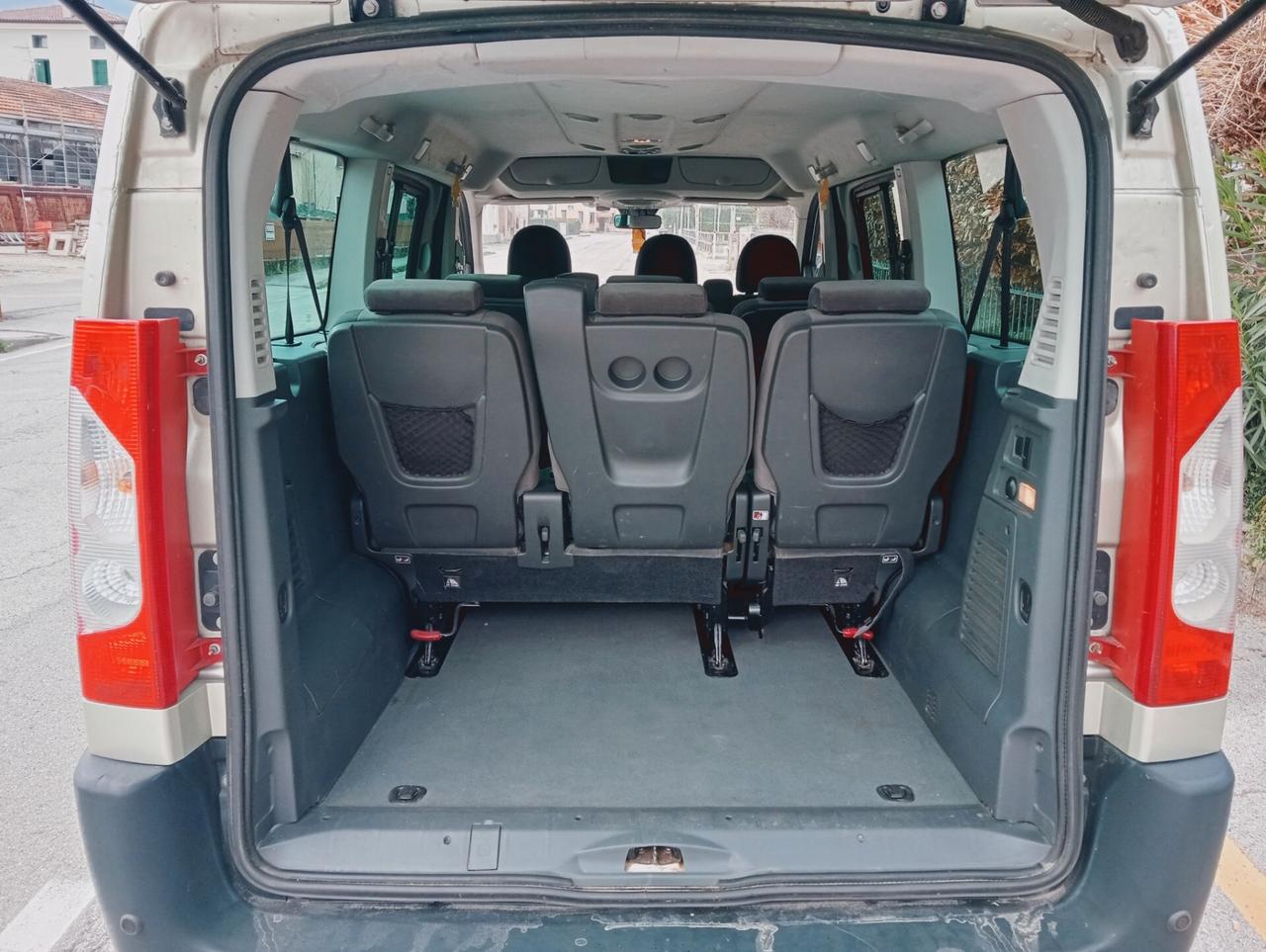 Peugeot Expert Tepee 2.0 HDi 136CV FAP PC Comfort 9P