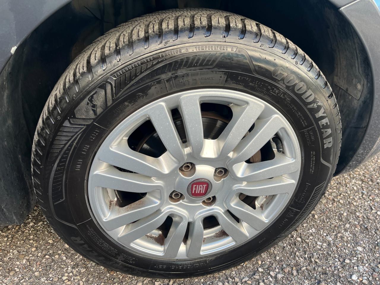 Fiat Punto evo 1.2 8V 5 porte Lounge