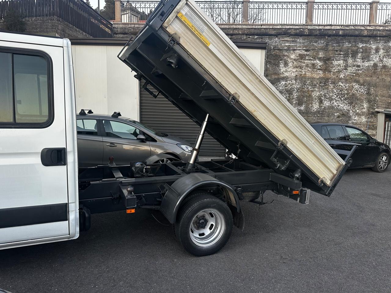 Iveco Daily 3000 ribaltabile