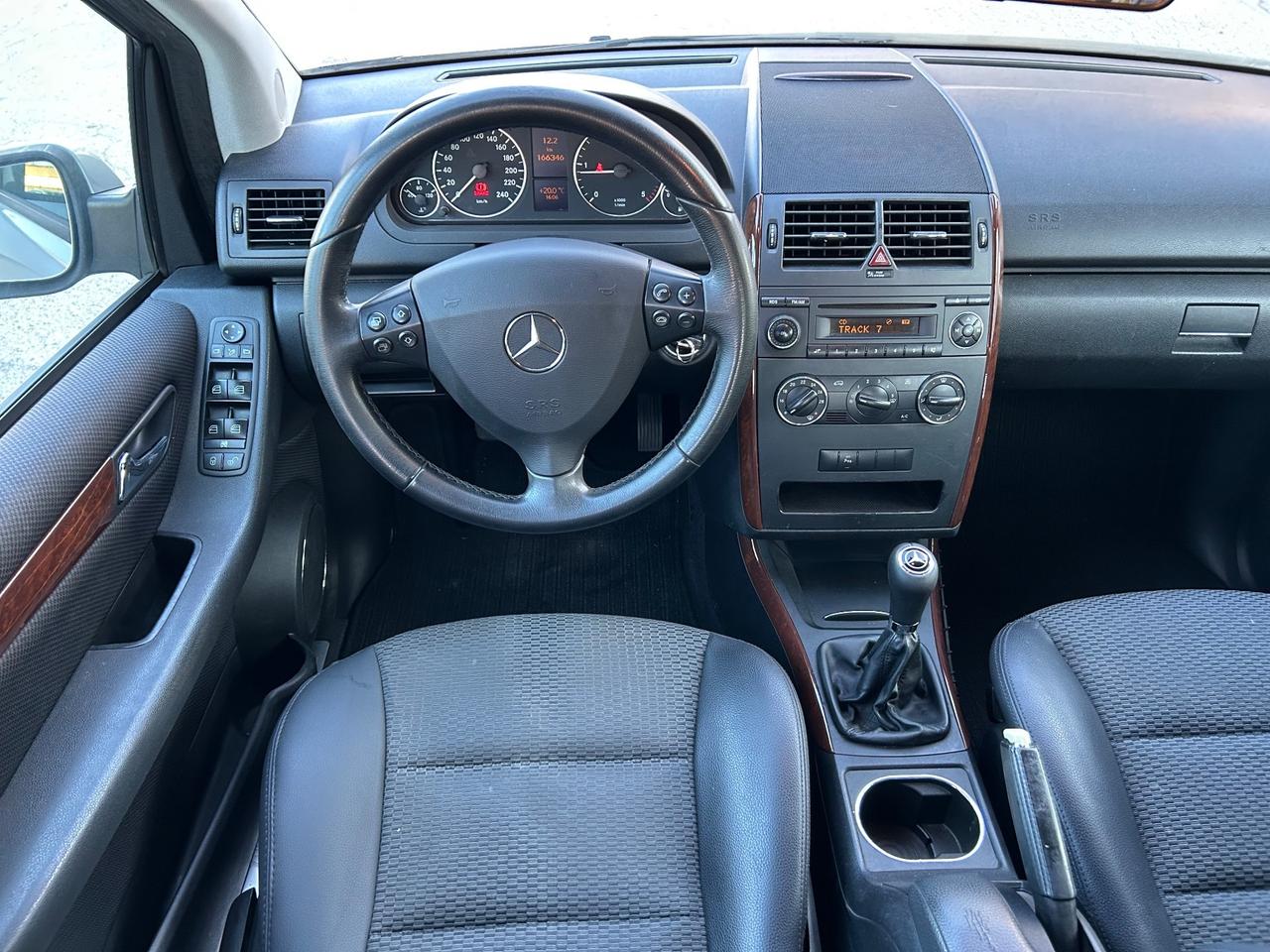 Mercedes-benz A 180 cdi 110 cv 2011 166.000 km