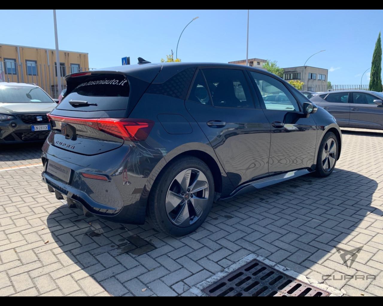 CUPRA Born Born 58 kWh 150 kW (204 CV) Elettrica Rapporto singolo RWD