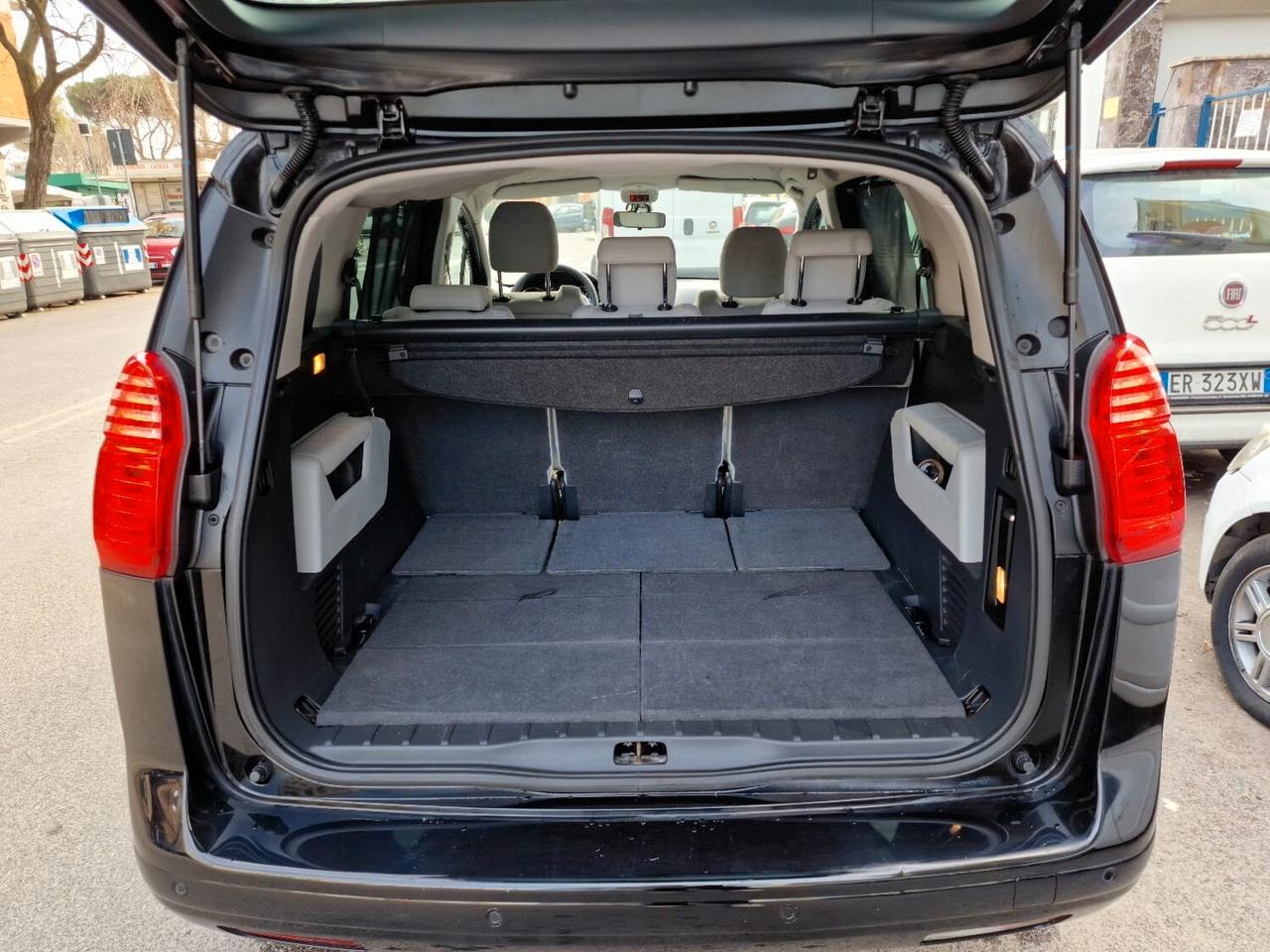 Peugeot 5008 2.0 HDi 150CV Business