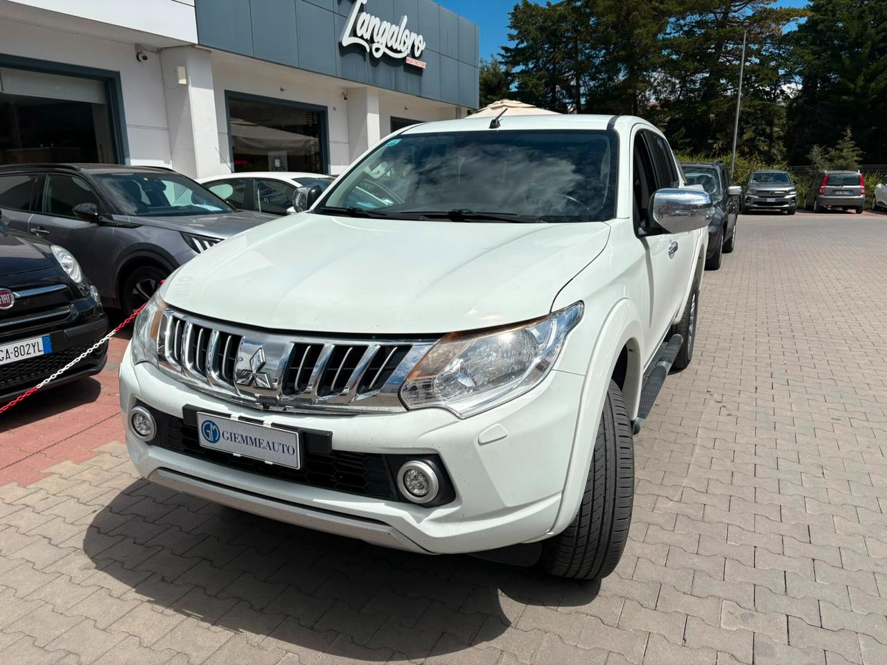 Mitsubishi L200 2.4 DI-D/181CV Club Cab Intense Hp Mivec