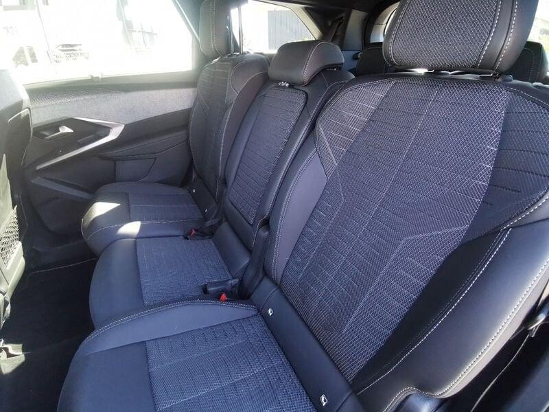 Peugeot 5008 Hybrid 145 e-DCS6 GT