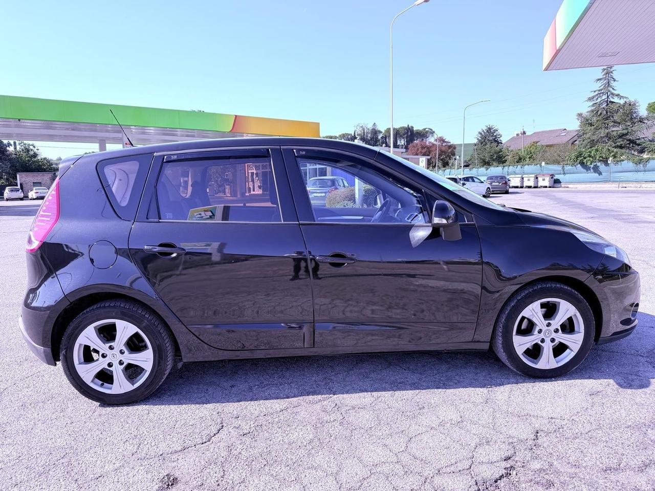 Renault Scenic Scénic 1.5 dCi 110CV Dynamique