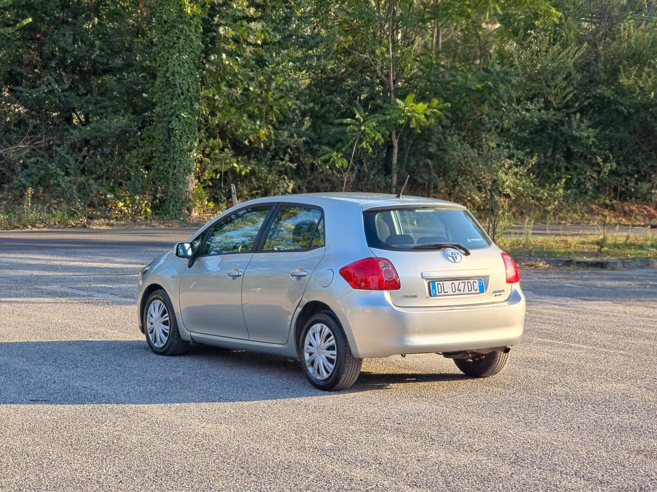 Toyota Auris 2.0 D-4D DPF 5 porte Sol CV-126 E4 Manuale NEO 2007