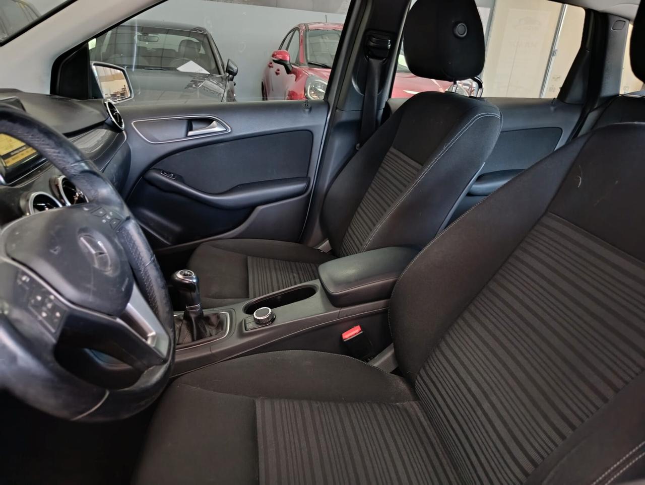 Mercedes-Benz B 180 Executive Benzina Manuale