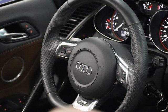 AUDI R8 Spyder 5.2 V10 FSI quattro R tronic