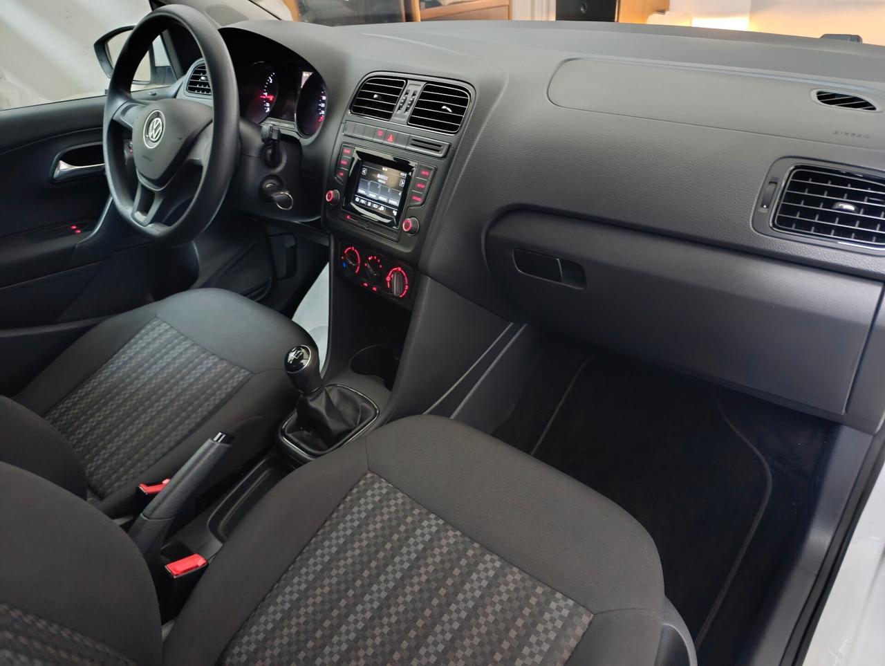 Volkswagen Polo 1.4 TDI 75cv 5p. Trendline - Uniproprietario