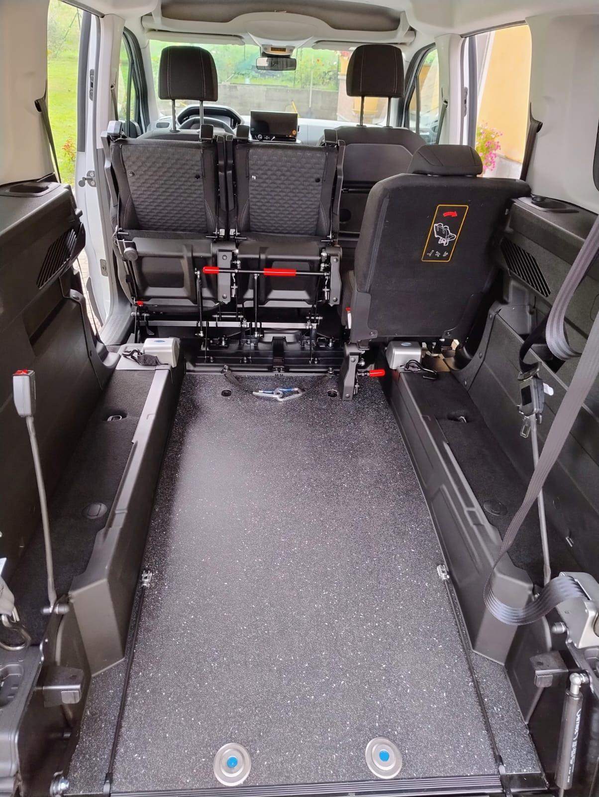 PEUGEOT RIFTER TRASPORTO DISABILI RIBASSATO