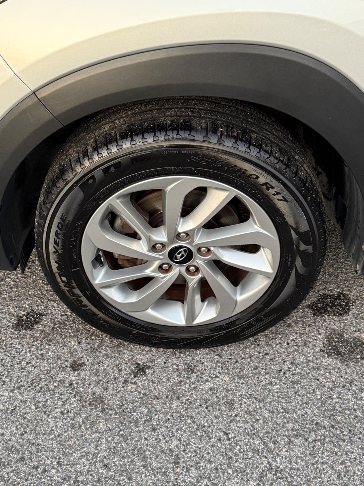 Tucson 1.6 dci -unipro-117 mila km -rate-garanzia-E6
