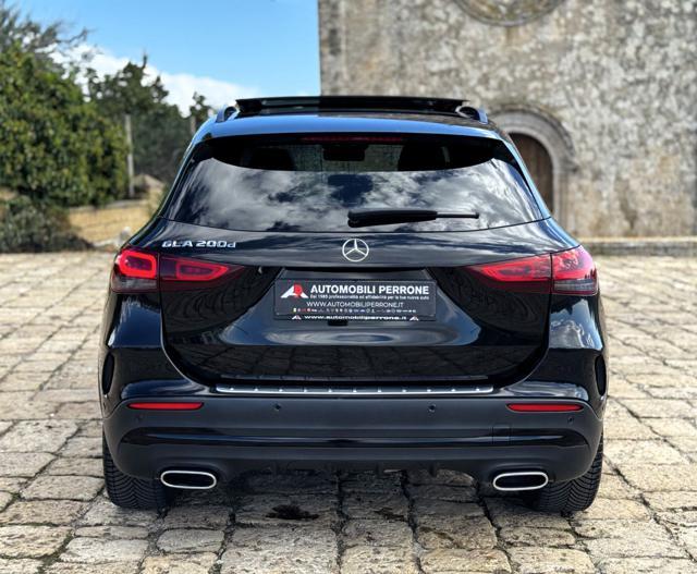 MERCEDES-BENZ GLA 200 d Premium AMG (Night Pack/Tetto Pan./Full Led)