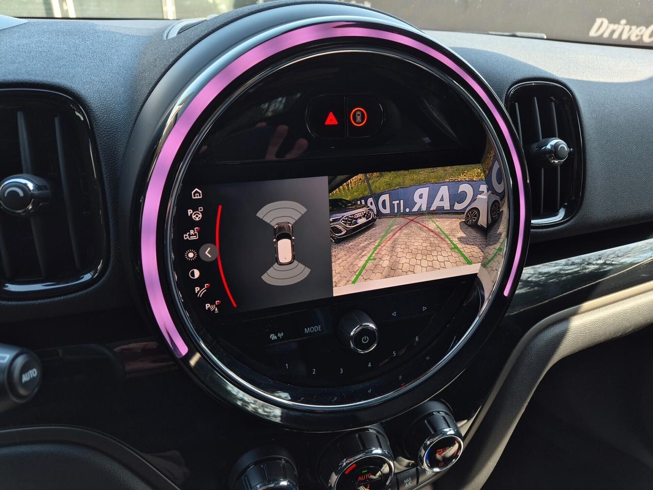MINI Cooper Countryman PELLE TETTO LED NAVI APPLE CARPLAY RETROCAM.