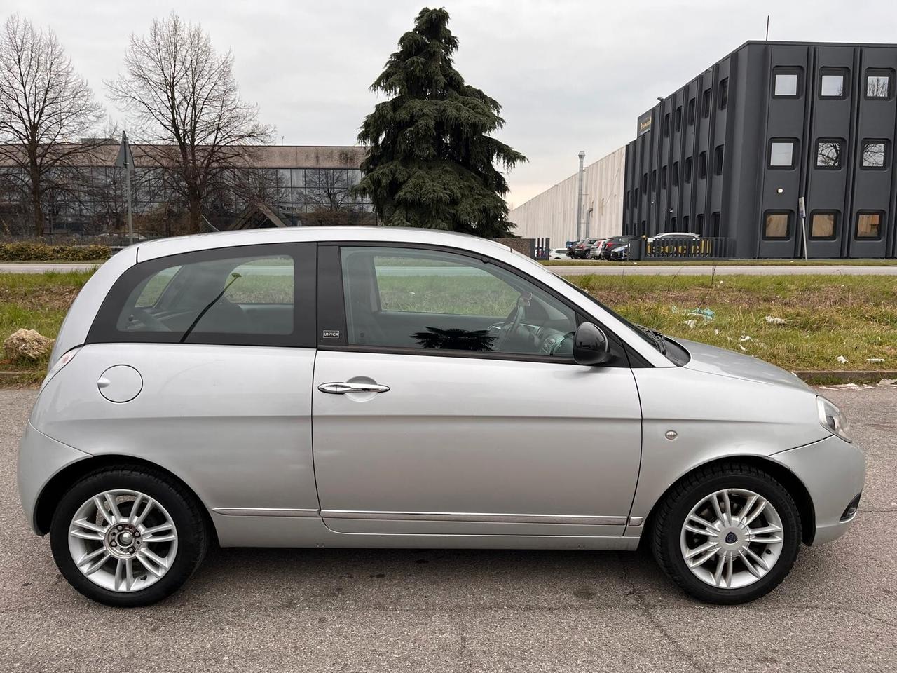 Lancia Ypsilon 1.4 Unyca Ecochic GPL