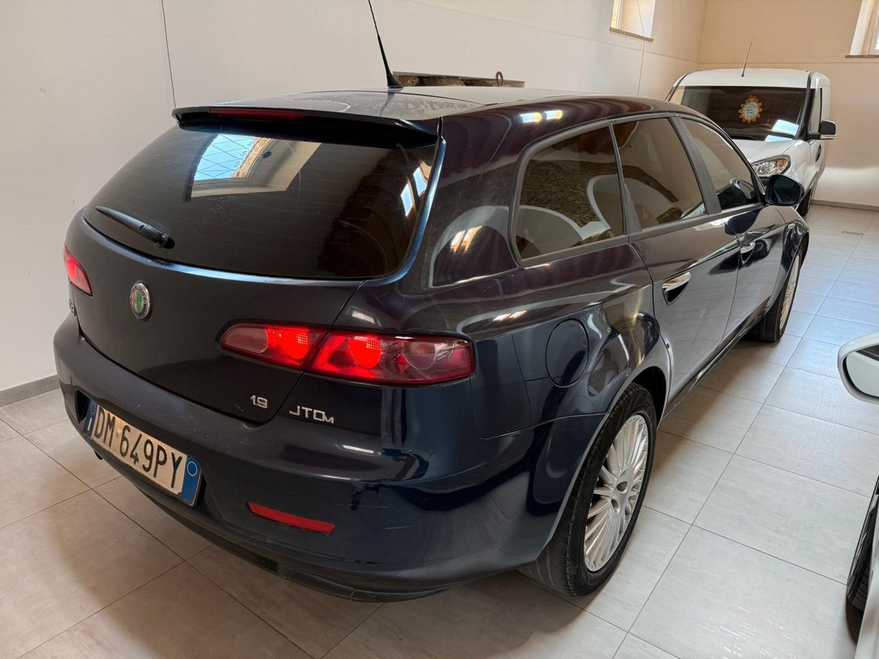 Alfa Romeo 159 1.9 JTDm 16V Sportwagon Exclusive