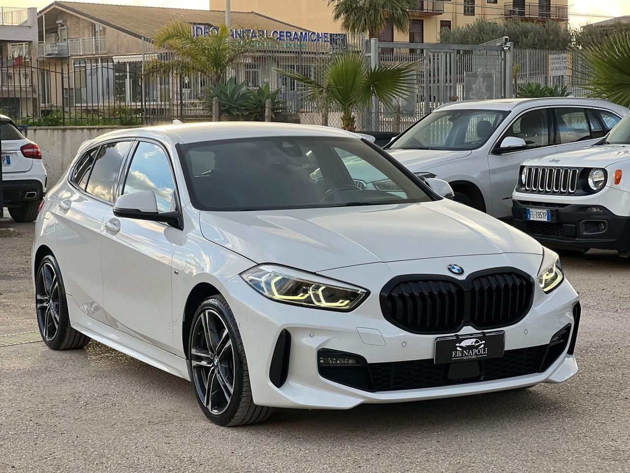 Bmw 118 118d 5p. Msport