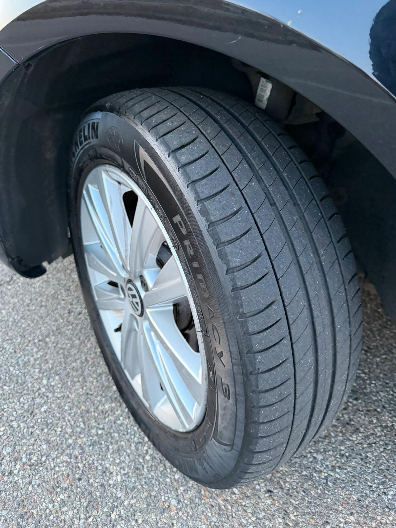 Volkswagen Touran 1.6 TDI DPF HIGHLINE